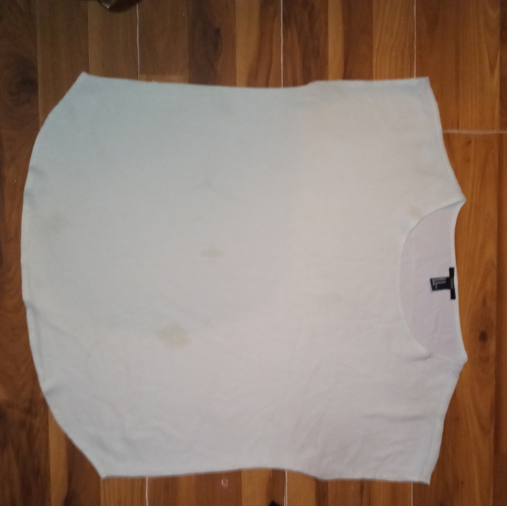 Assorted shirts - Picture 7 of 11